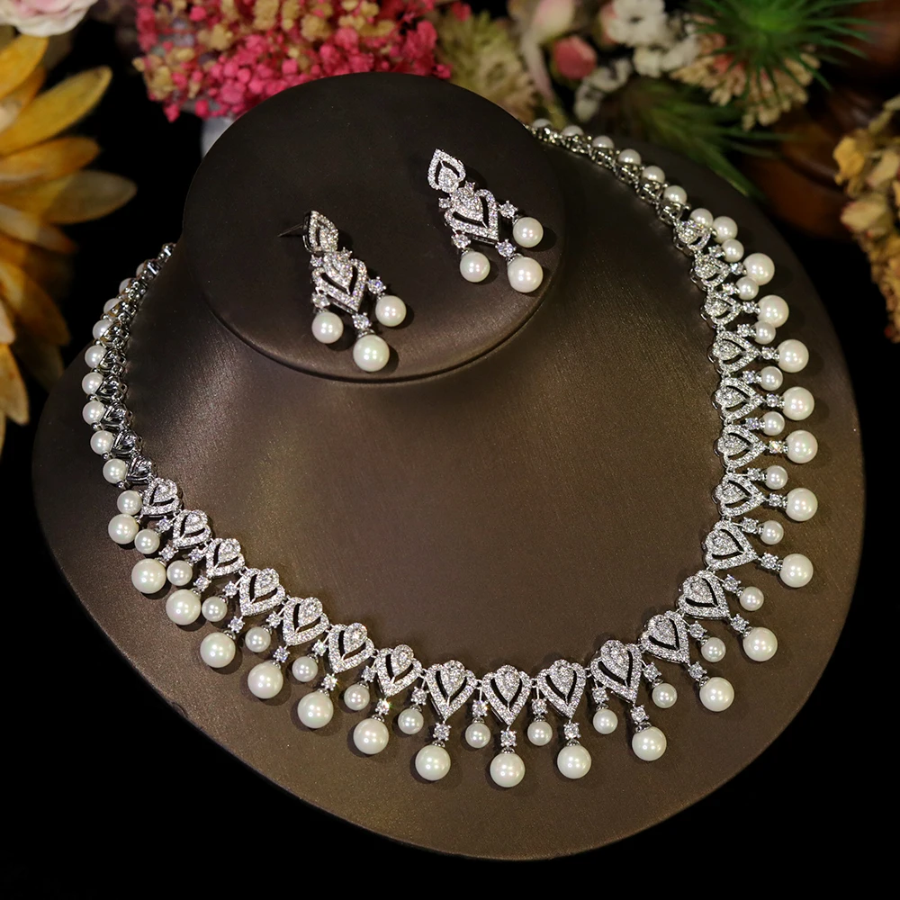 Fashion round Choker Heart Shape Design Pearl Necklace for Women Wedding Bridal