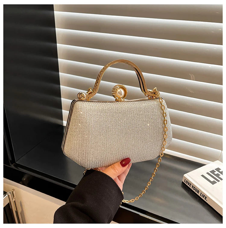 Solid Color Versatile Evening Bags Chains Hasp 2025 New High Quality Bags for Women Personality Simple Crossbody Bags