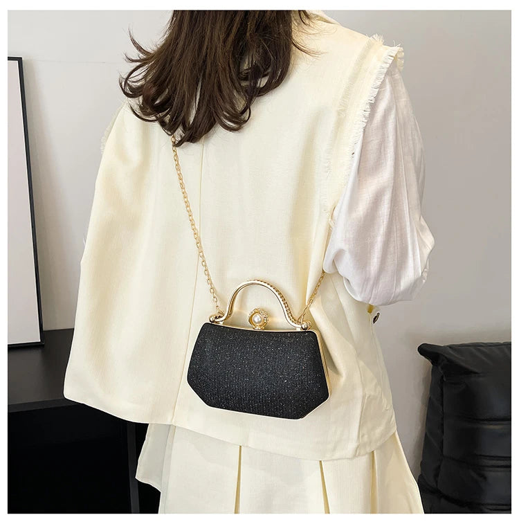 Solid Color Versatile Evening Bags Chains Hasp 2025 New High Quality Bags for Women Personality Simple Crossbody Bags