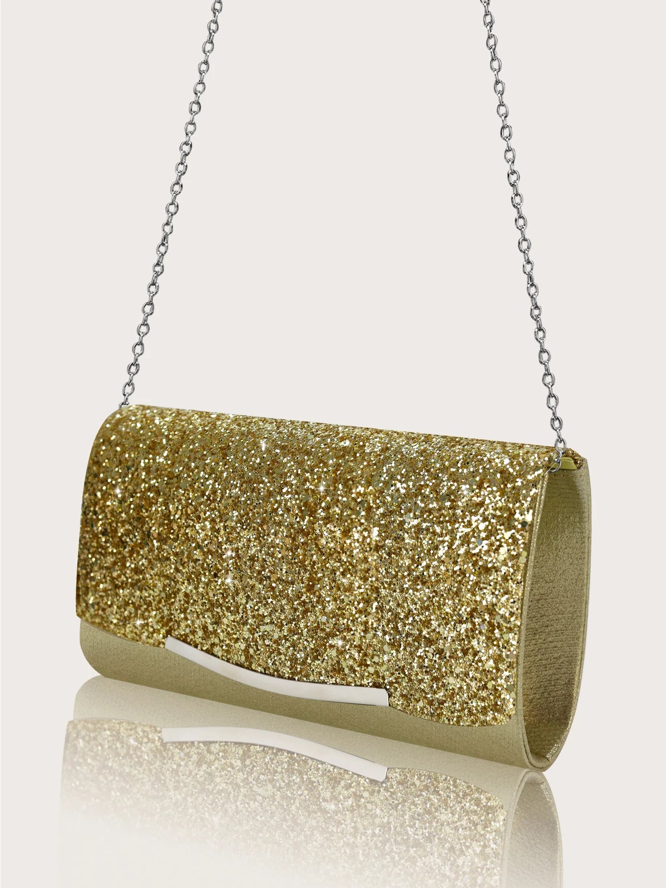 Romantic and stylish sequined women&