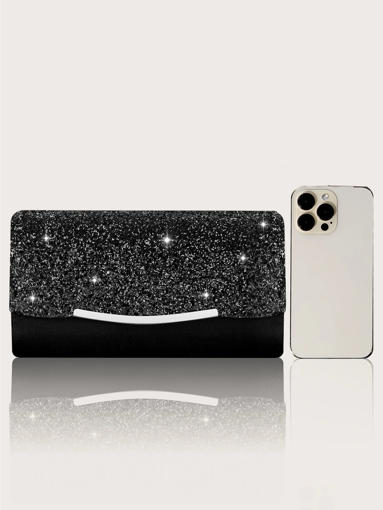 Romantic and stylish sequined women&