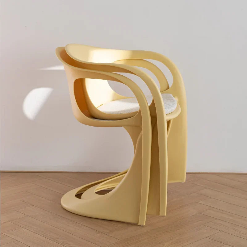 Nordic Simple Design Art Curved Chair Home Balcony Backrest Living Room Dining Room Chair Home Decor Bedroom Dressing Chair