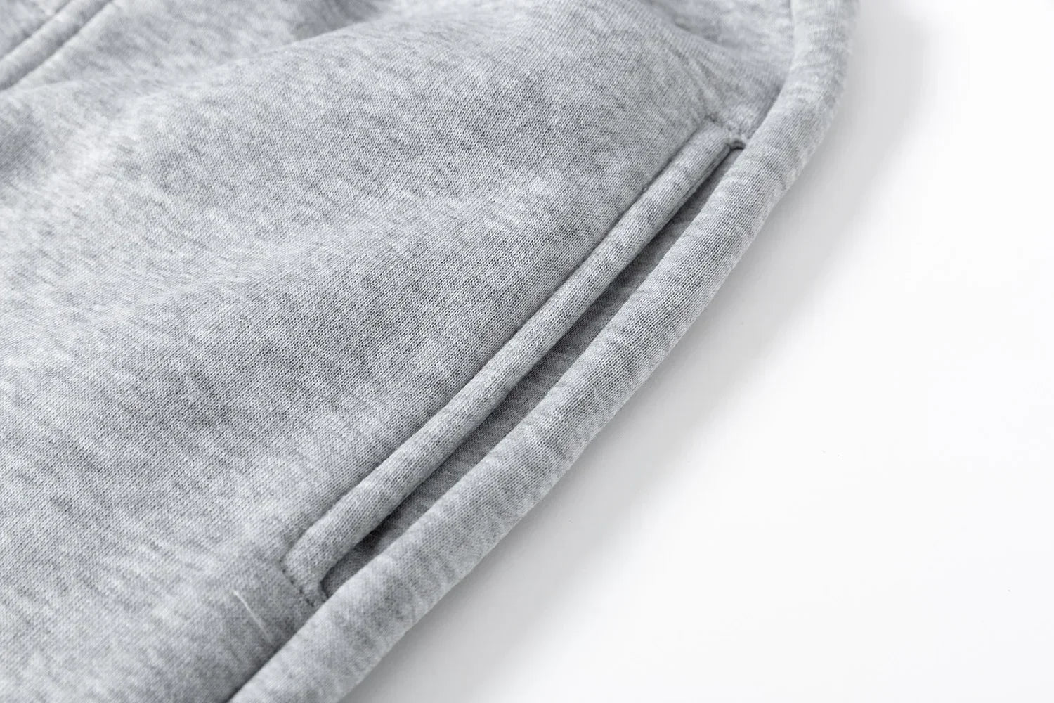 New hooded sports hoodie + 2 sets of sweatpants, fashion printed autumn and winter men&