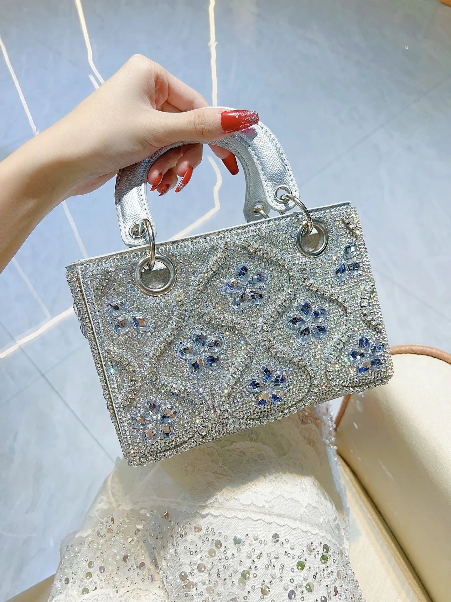 Handmade Light Luxury Women Evening Bag Handbag Shoulder Crossbody Dinner Bag shiney Diamond Decoration Fashion Women Party Bag