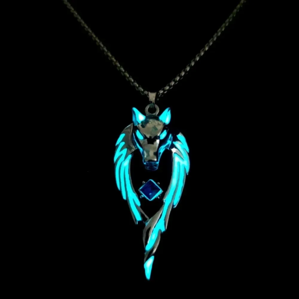 Glow-in-the-Dark Wolf Head Pendant Necklace for Men and Women