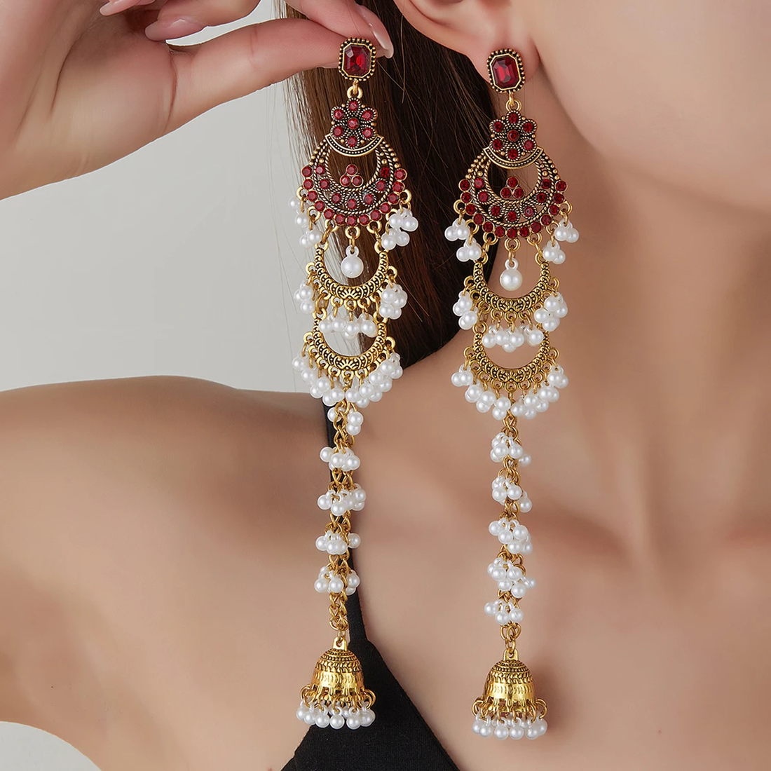 Elegant Vintage Gold-Tone Geometric Crystal and Pearl Long Earrings for Women