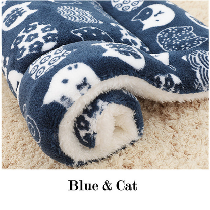 Luxury Thickened Flannel Pet Blanket for Dogs and Cats - Cozy Sleep Mat