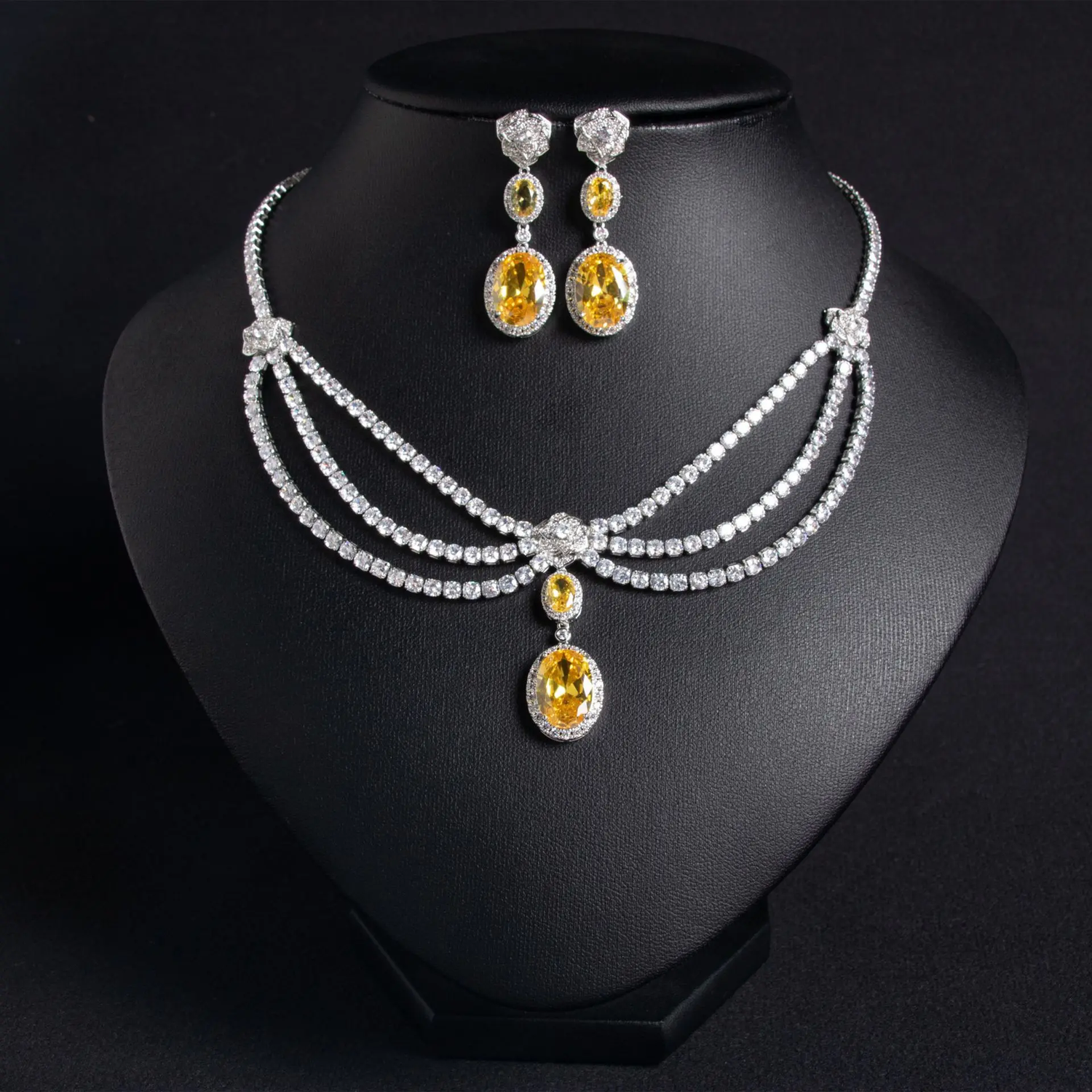 Elegant Women&