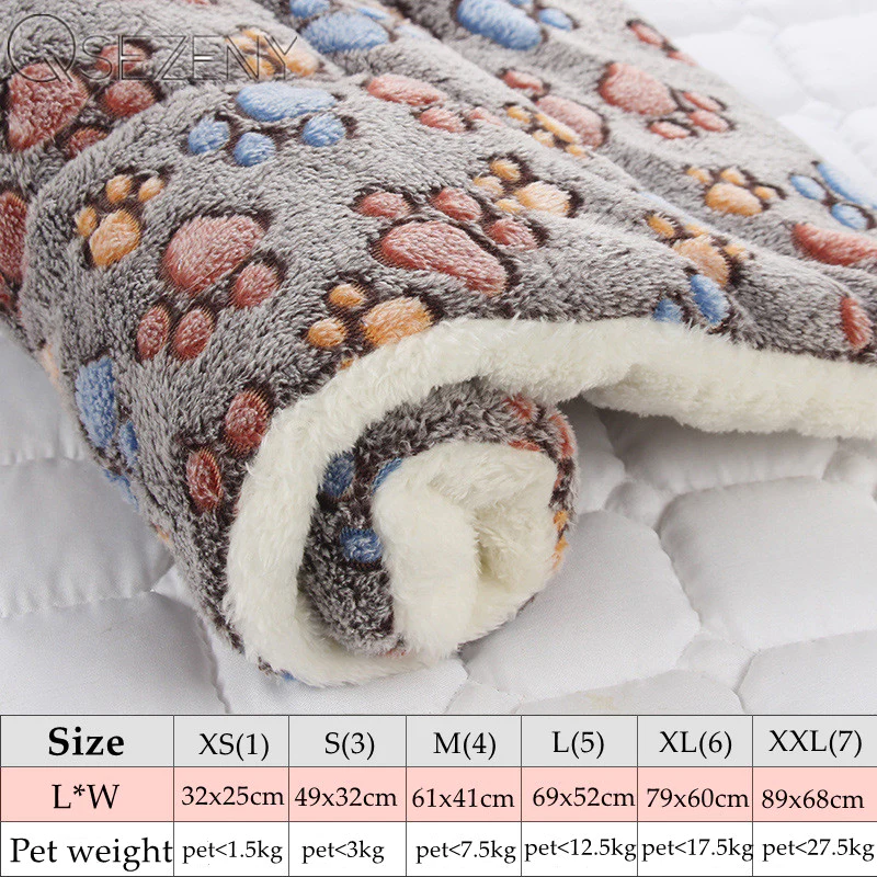 Luxury Thickened Flannel Pet Blanket for Dogs and Cats - Cozy Sleep Mat
