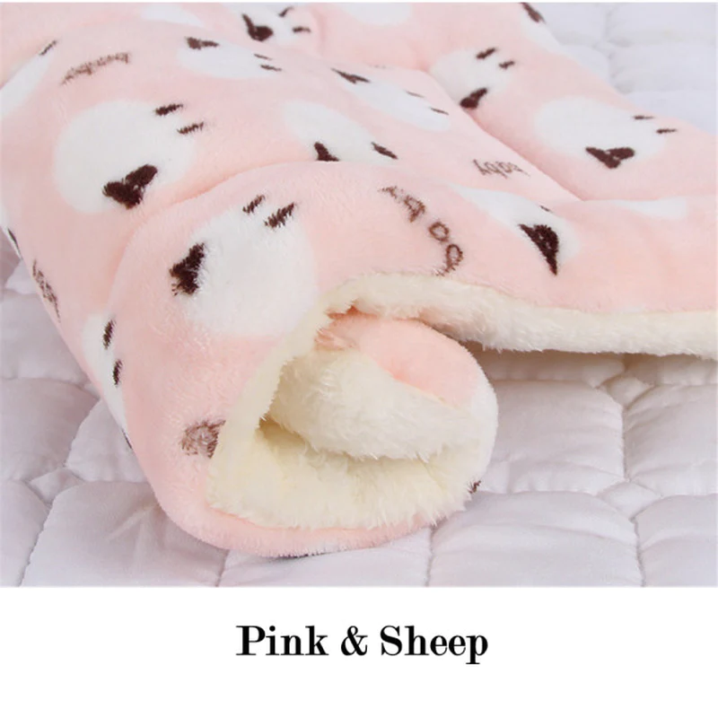 Luxury Thickened Flannel Pet Blanket for Dogs and Cats - Cozy Sleep Mat