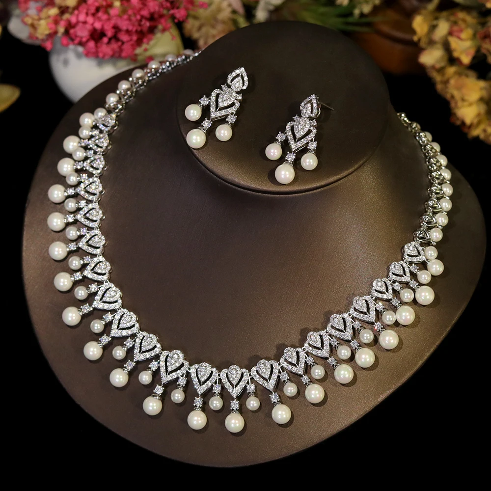 Fashion round Choker Heart Shape Design Pearl Necklace for Women Wedding Bridal 