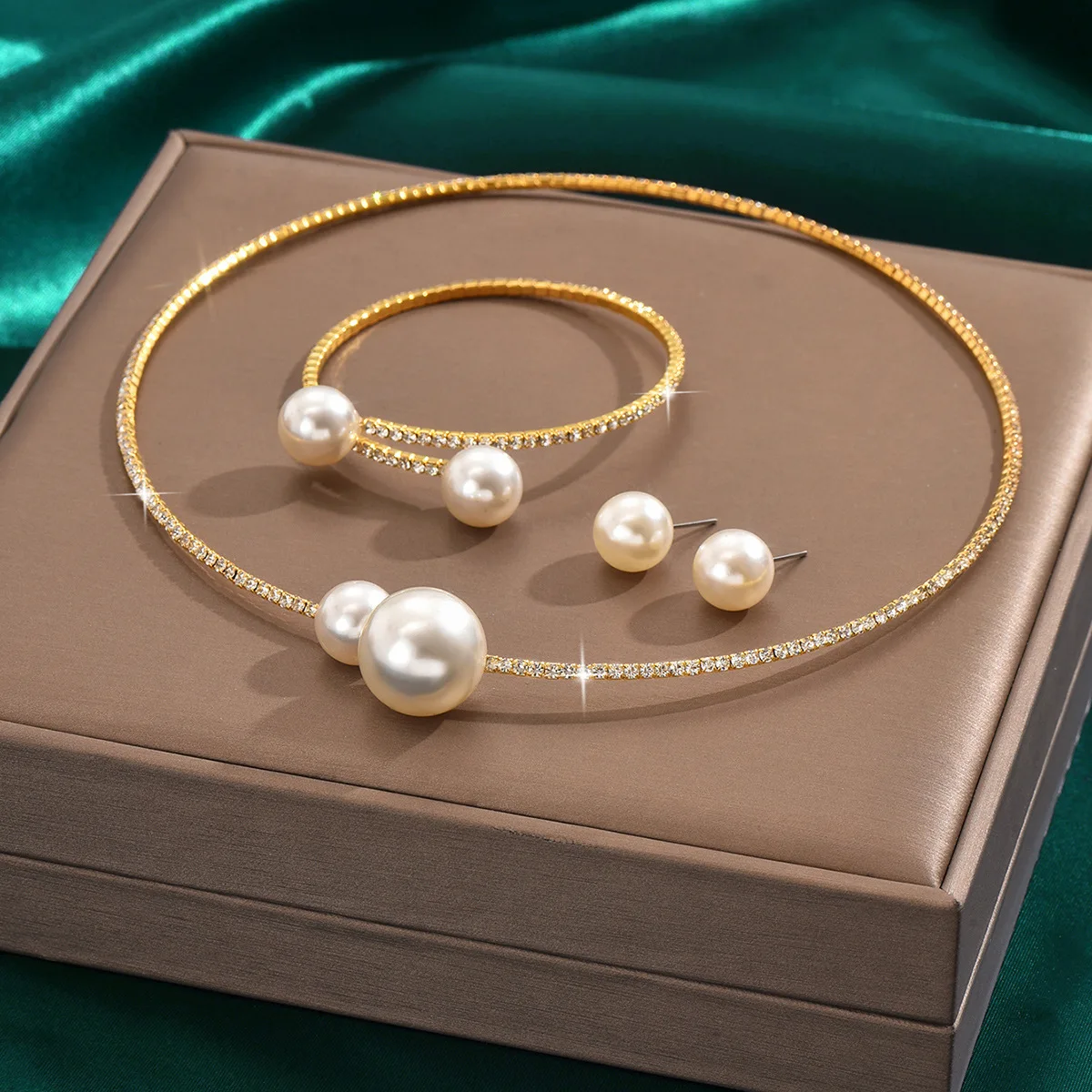 Trendy Full Crystal Jewelry Set Minimalist Pearl Necklace Bracelet Earring Set W