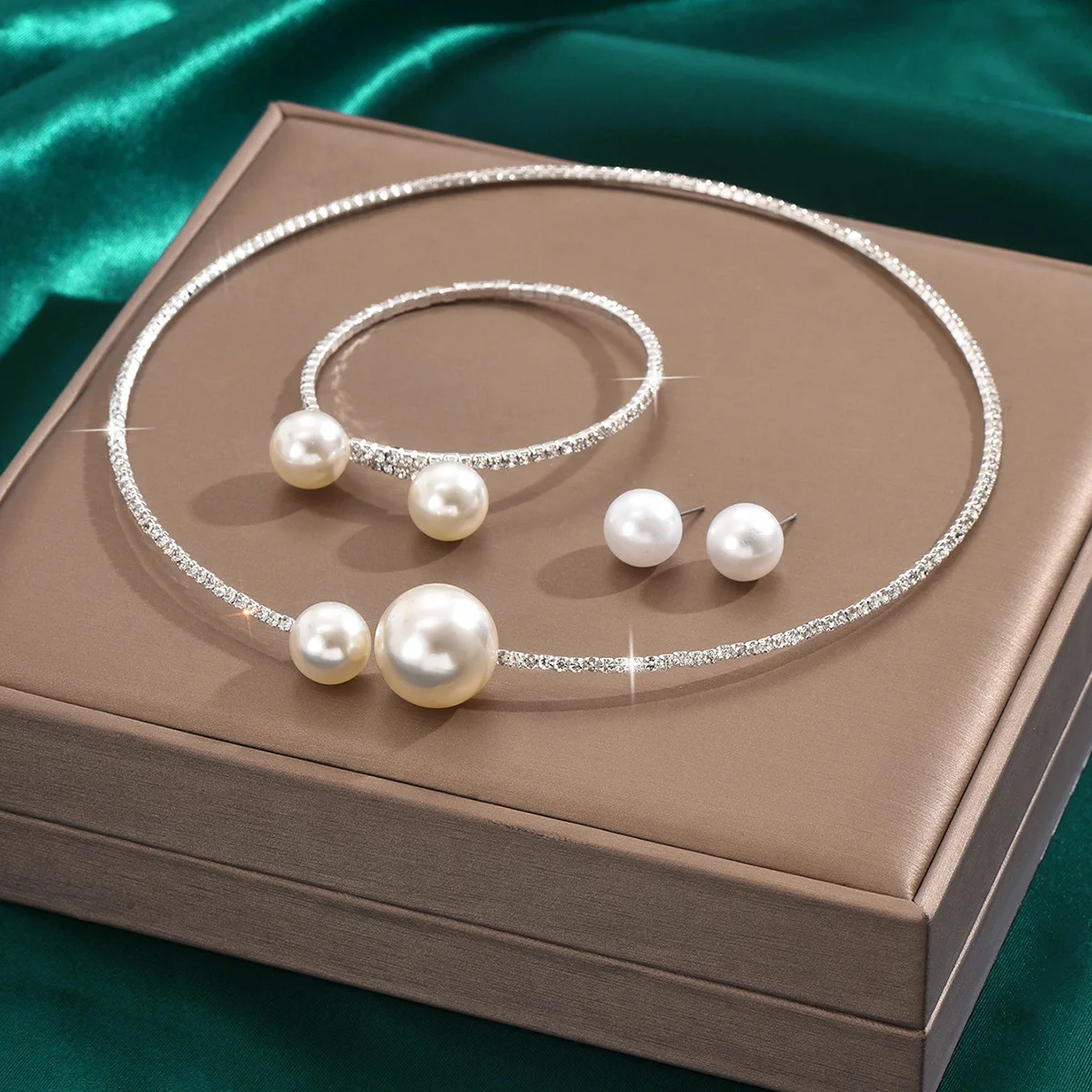 Trendy Full Crystal Jewelry Set Minimalist Pearl Necklace Bracelet Earring Set W