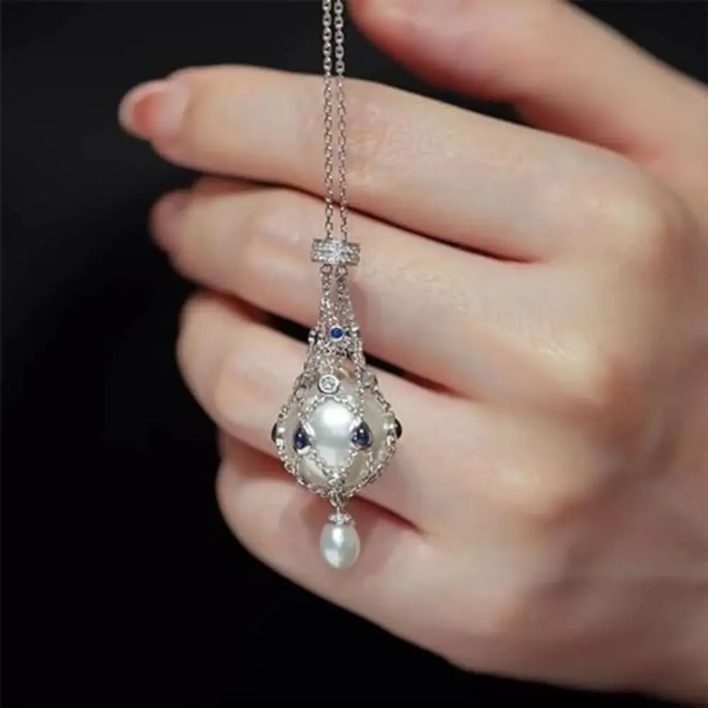 Elegant Pearl Lavalier Pendant Necklace with Metal Braided Mesh Design