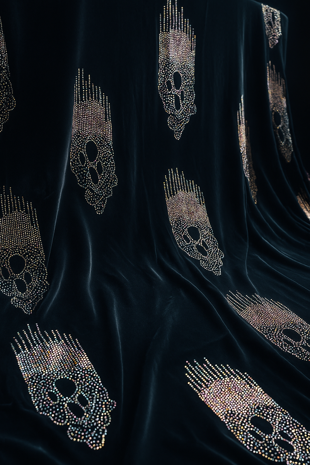 Twin Glamour – Midnight Black &amp; Ash Grey Velvet with Rhinestone Motifs - Mohammad collection