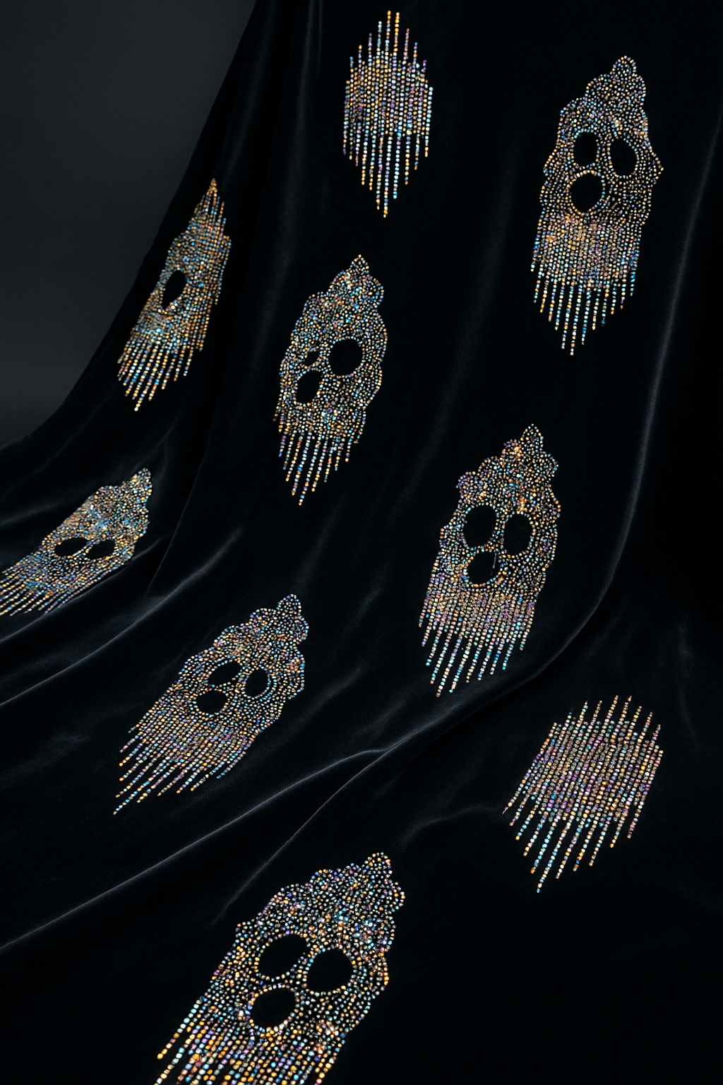 Twin Glamour – Midnight Black &amp; Ash Grey Velvet with Rhinestone Motifs - Mohammad collection