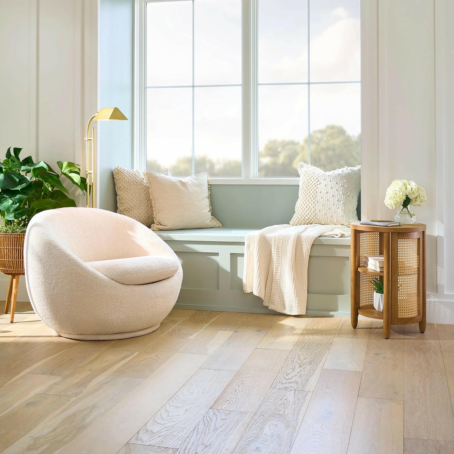 Mira Swivel Accent Chair, Cream